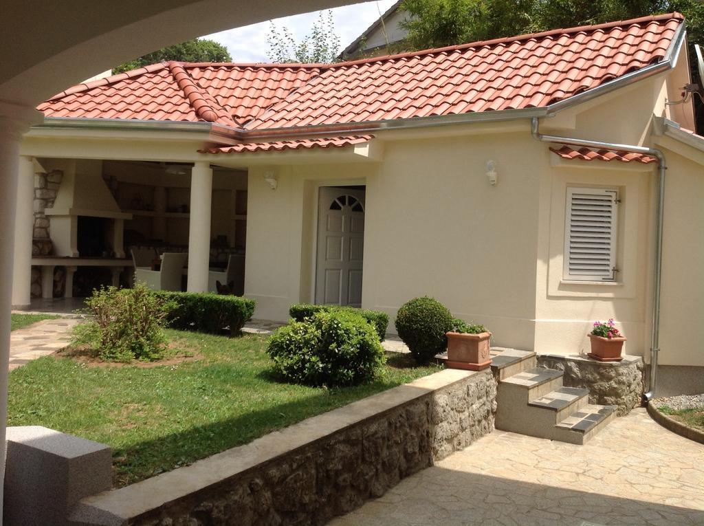 מטולי Apartments Villa Majda מראה חיצוני תמונה