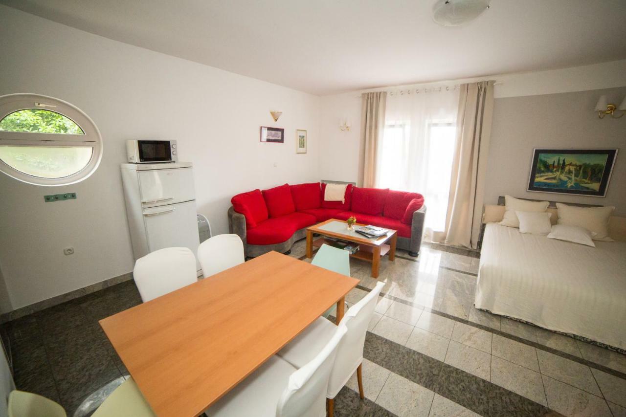 מטולי Apartments Villa Majda מראה חיצוני תמונה