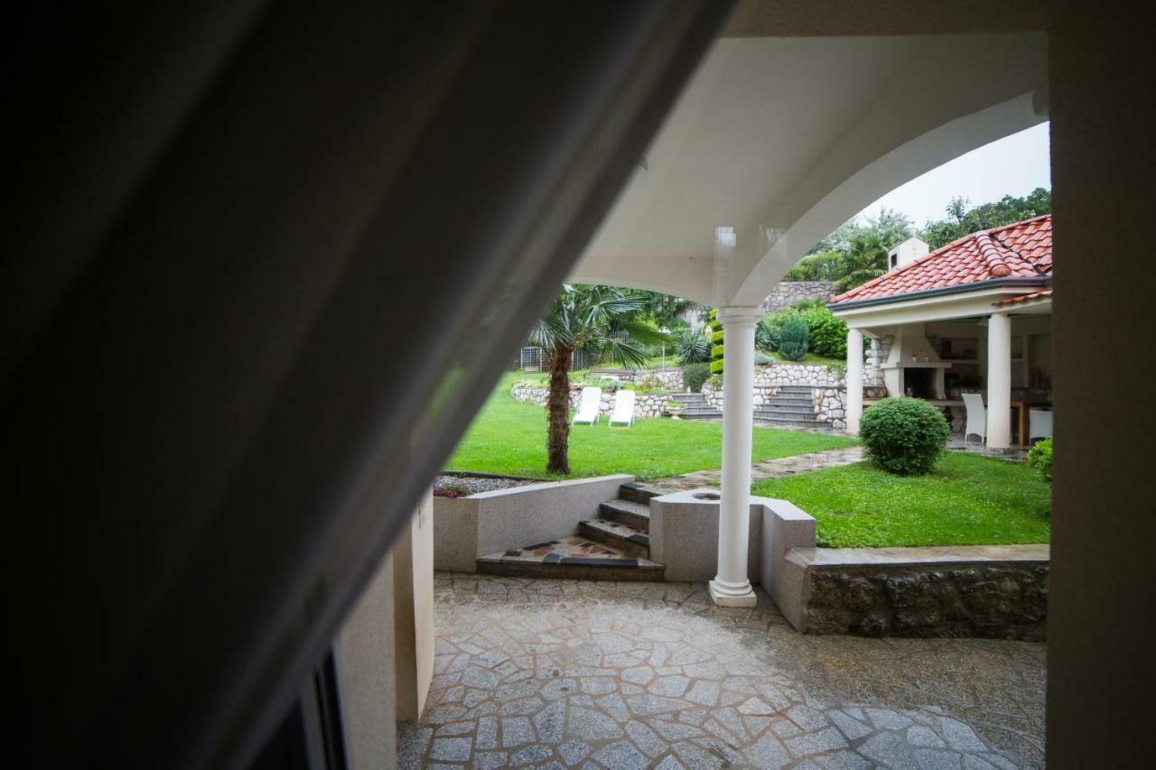 מטולי Apartments Villa Majda מראה חיצוני תמונה
