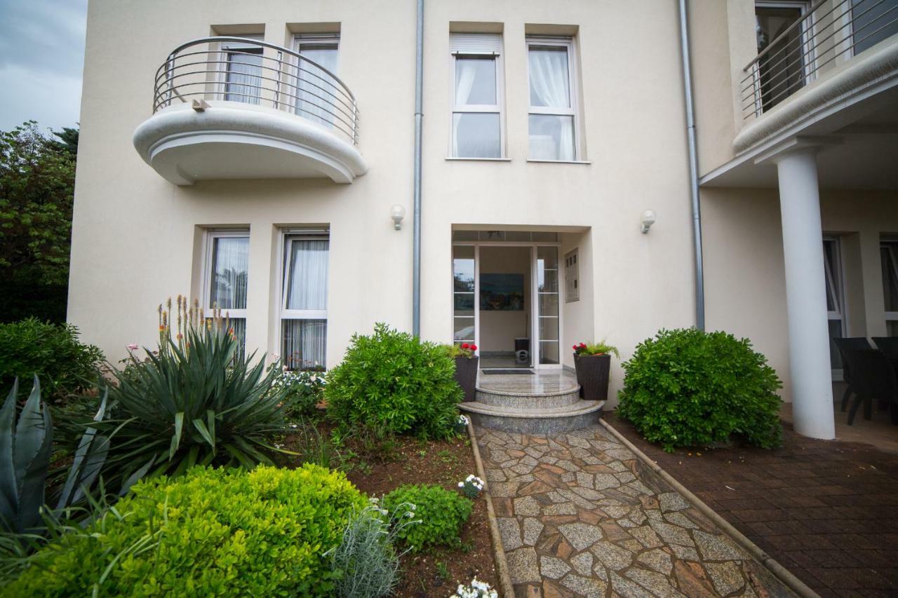 מטולי Apartments Villa Majda מראה חיצוני תמונה